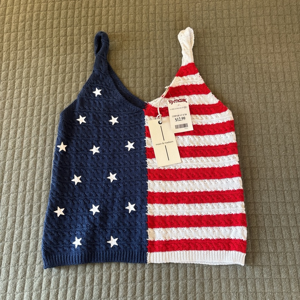 Moon & Madison Red and White Striped Knit Tank